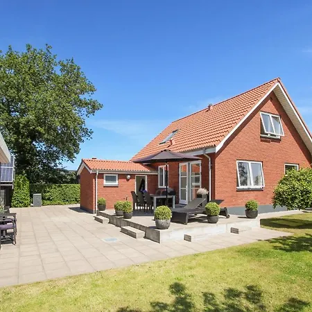 4 Bedroom Awesome In Sams 4*