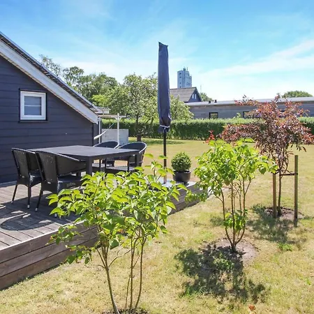 4 Bedroom Awesome In Sams 4*
