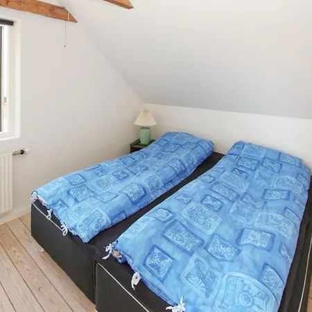 4 Bedroom Awesome In Sams Hotel
